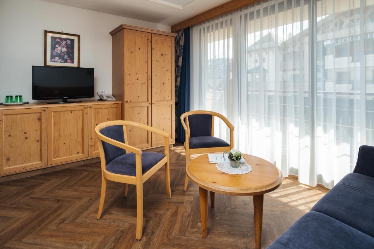 Hotel Garni Alpenruh-Micheluzzi แซร์เฟาส์ ภายนอก รูปภาพ