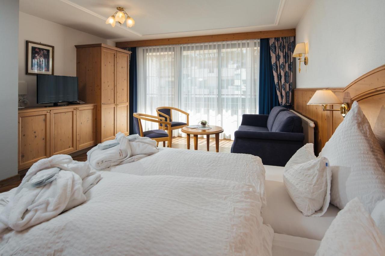 Hotel Garni Alpenruh-Micheluzzi แซร์เฟาส์ ภายนอก รูปภาพ