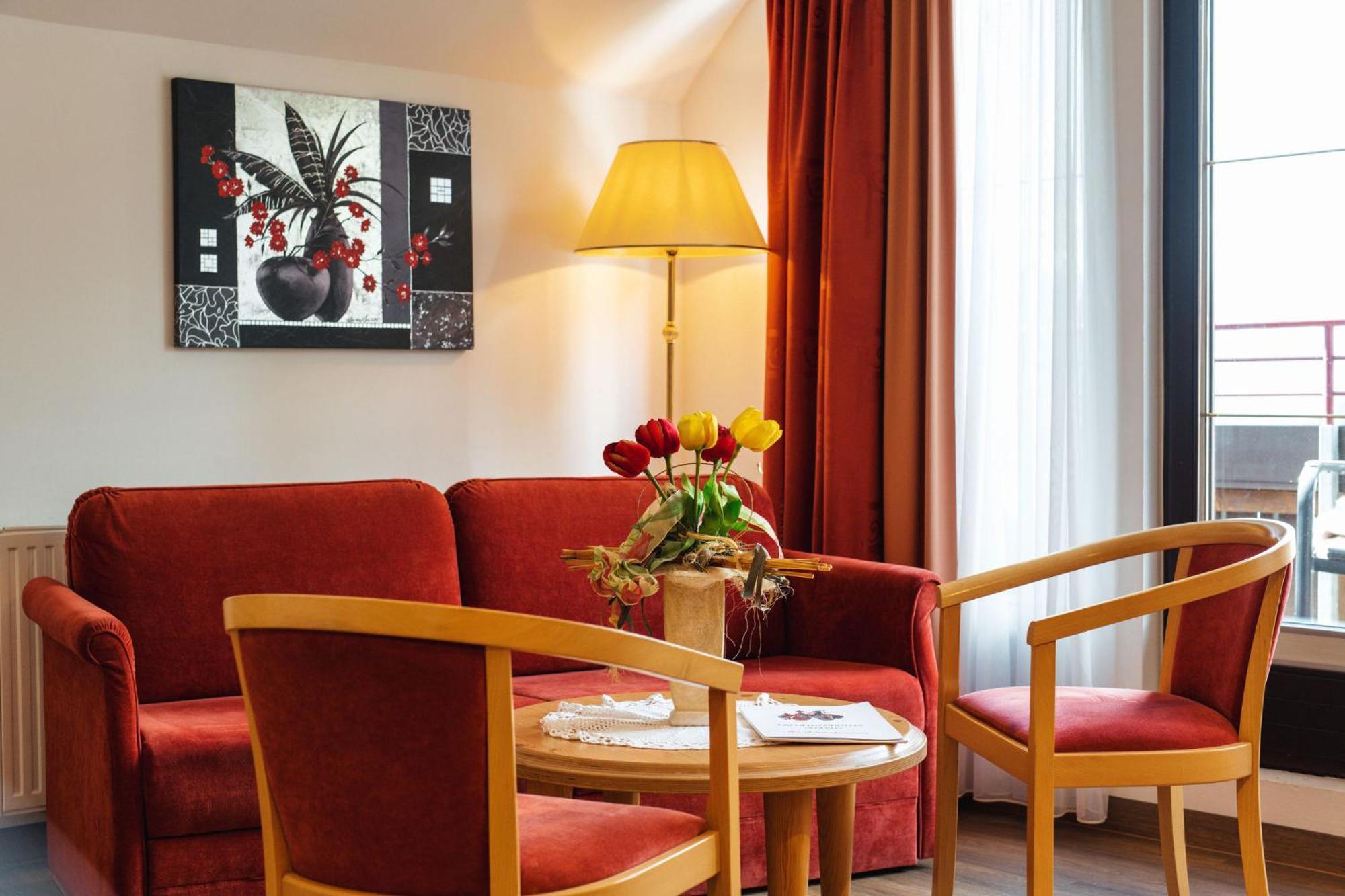 Hotel Garni Alpenruh-Micheluzzi แซร์เฟาส์ ภายนอก รูปภาพ