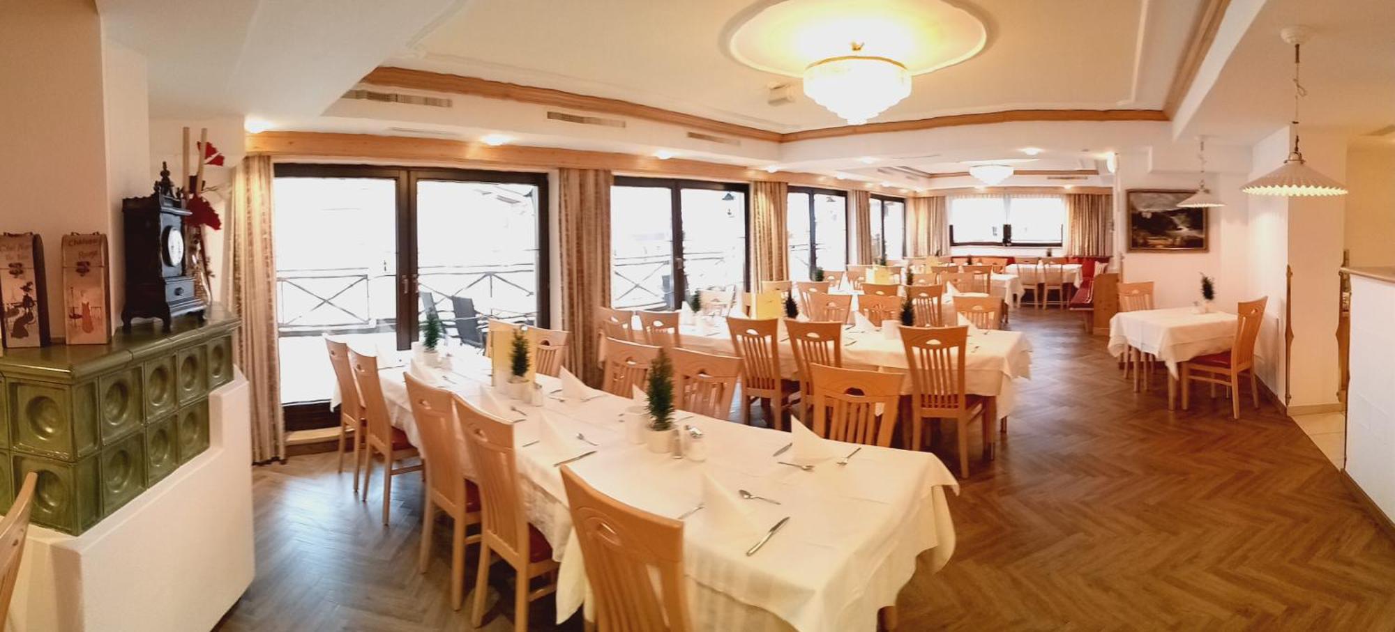 Hotel Garni Alpenruh-Micheluzzi แซร์เฟาส์ ภายนอก รูปภาพ